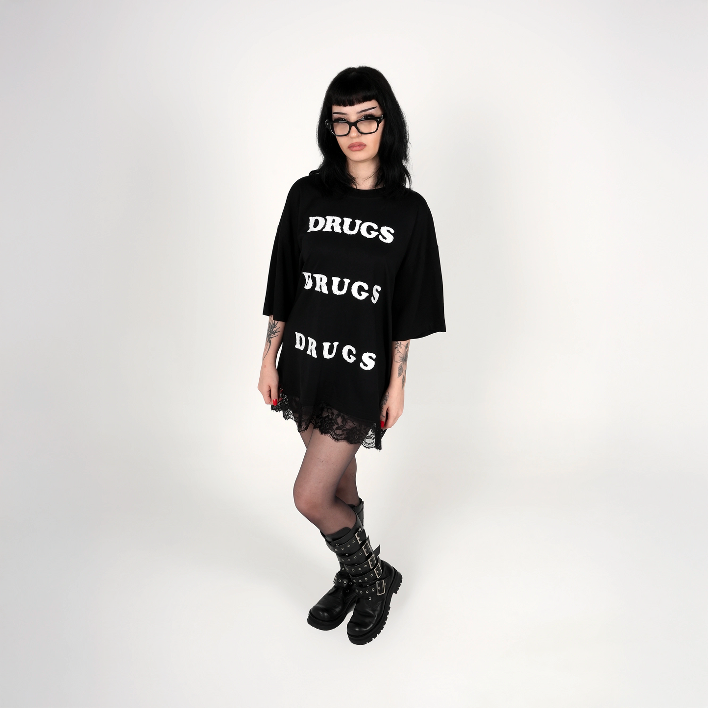 DRUGS DRESS