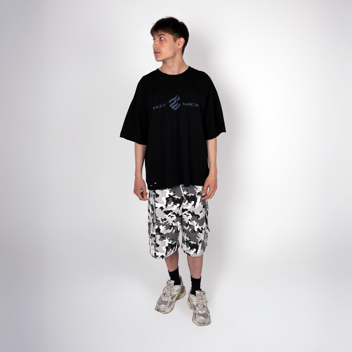 RIOT WICK T-SHIRT