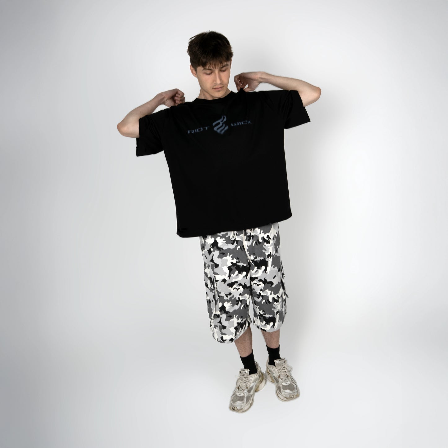 RIOT WICK T-SHIRT